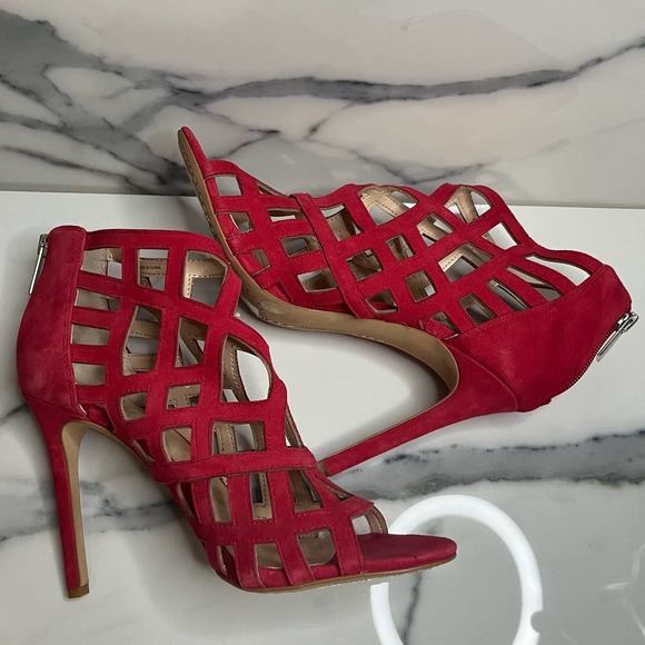 Vince Camuto | Red Leather Back Zip Tatianna Heels Sz 8.5 - Picture 7 of 8